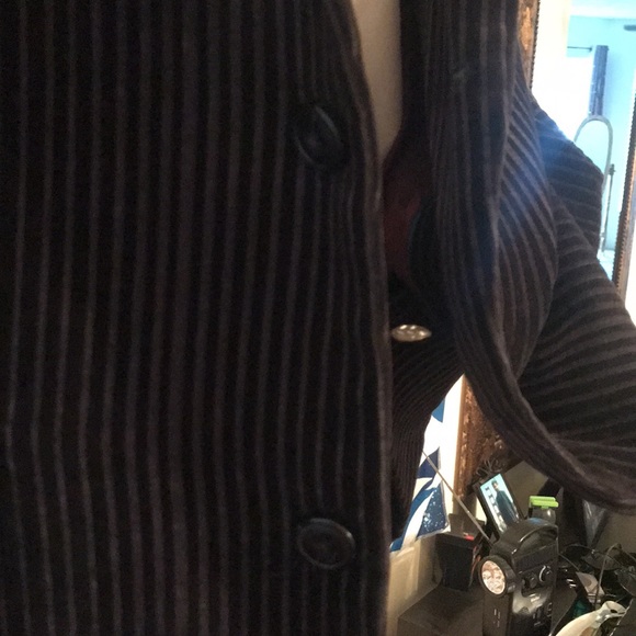 International concept Velvet Coat - Picture 6 of 17